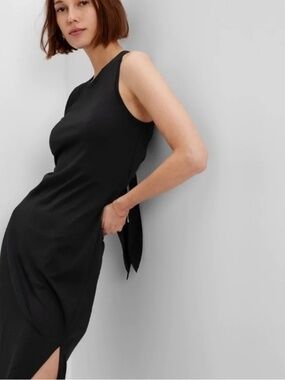 NWT Gap Tie Back Midi Dress // Black